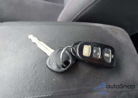 2007 Hyundai Elantra Gls/Limited/Se из США, поврежденный, VIN KMHDU46D67U039990